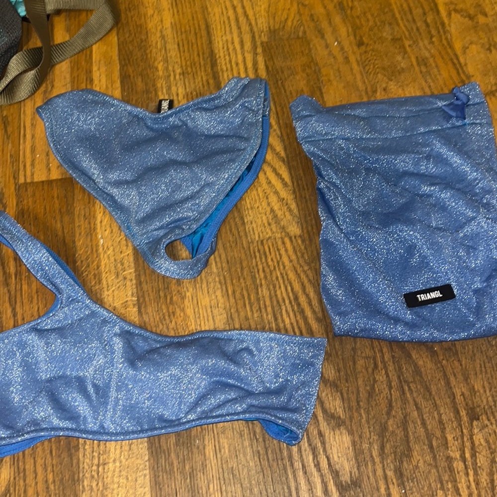 TRIANGL BIKINI SPARKLY BLUE